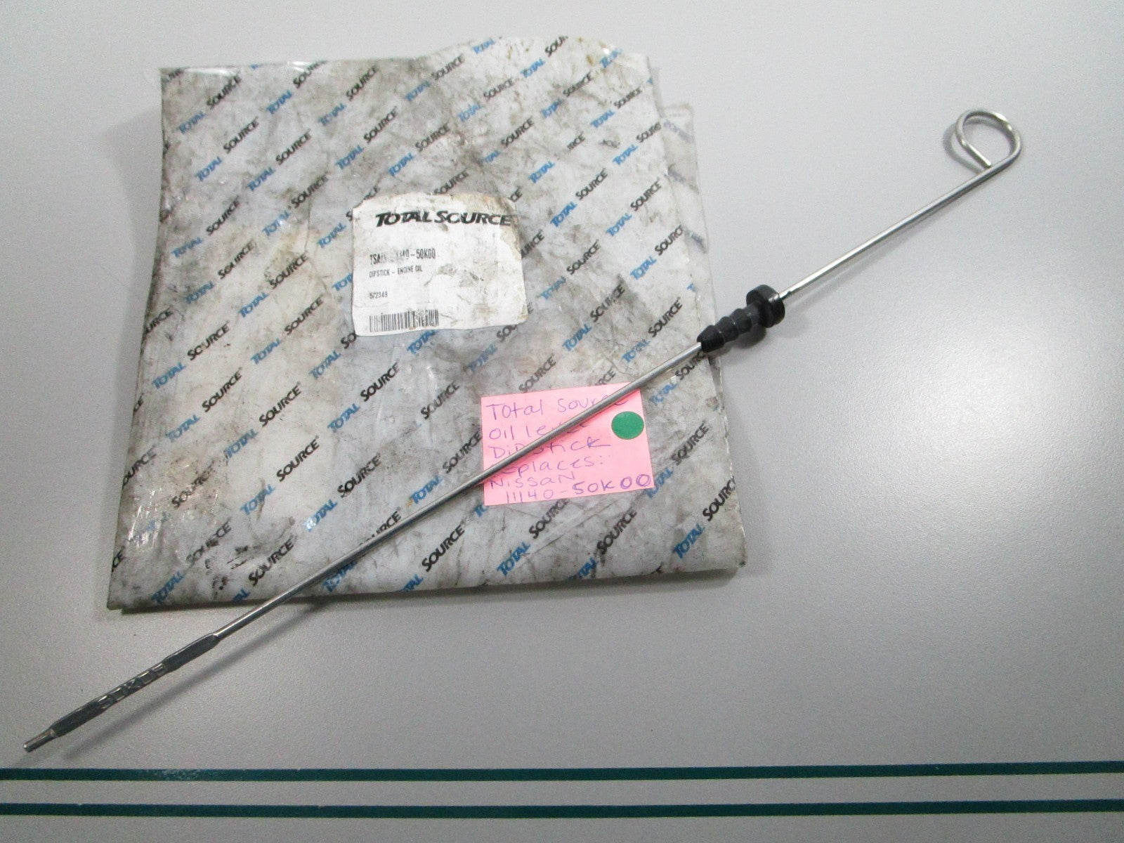 NEW 11140-50K00 Replaces: Nissan Total Source Oil Lever Dipstick 0810