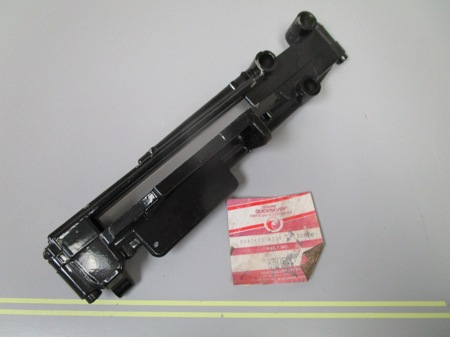 *NEW OEM* 0720 Mercury Quicksilver Bracket Assembly 87876A1
