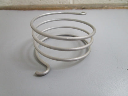 *NEW OEM* 0810 OMC Johnson Evinrude Spring 314074 0314074