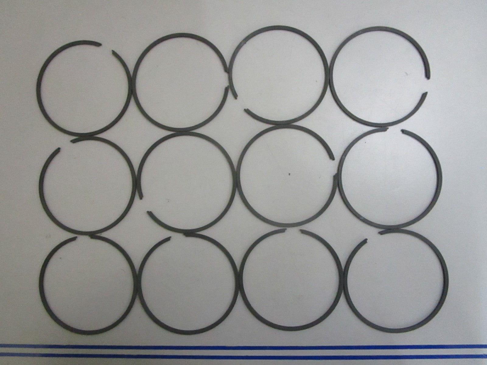 *NEW OEM* 0820 Mercury Quicksilver 12 Piston Ring Set 39-93481A12