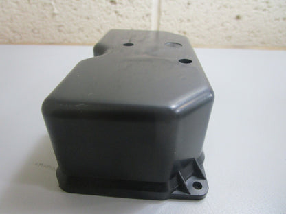 *NEW OEM* 0810 Volvo Penta Cap 839330