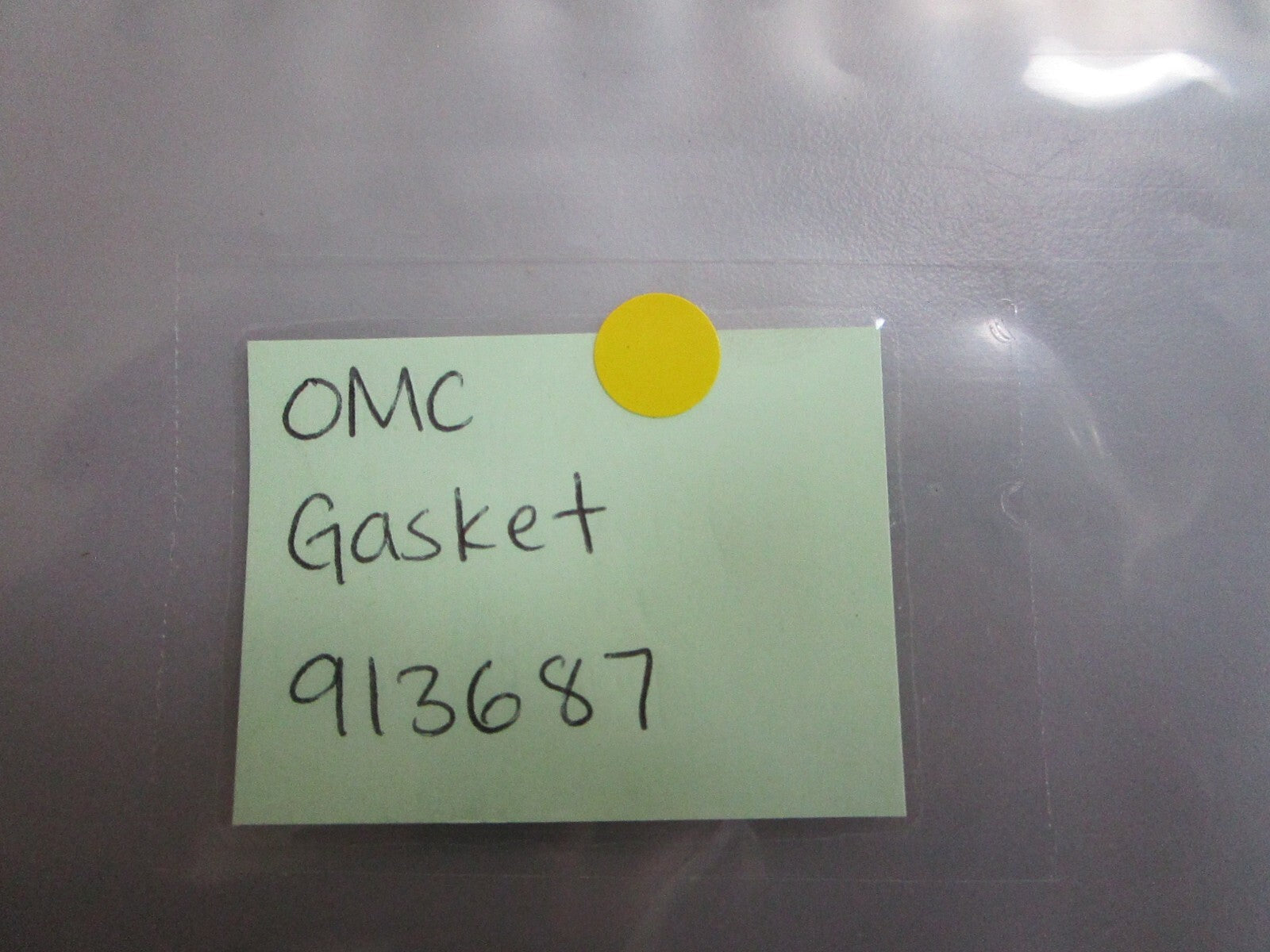 *NEW OEM* 0810 OMC Johnson Evinrude Gasket 913687 0913687