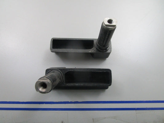 *NEW OEM* (LOT OF 2) 0810 OMC Johnson Evinrude Latch Handle 395898 0395898