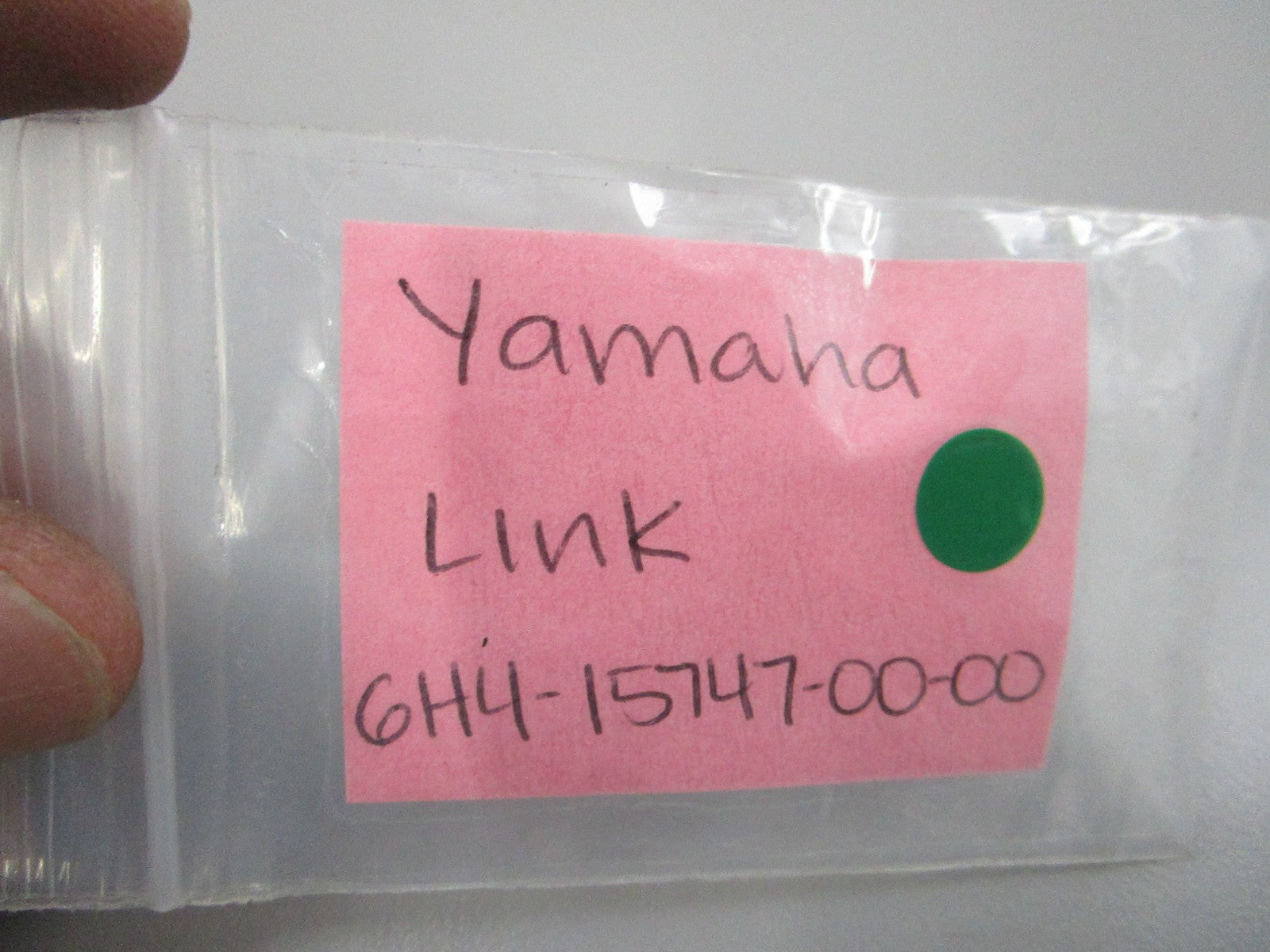 NEW OEM 6H4-15747-00-00 Yamaha Link 0810