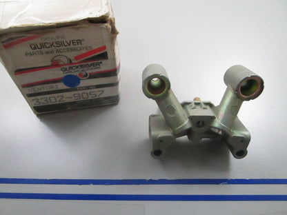 *NEW OEM* 0810 Mercury Quicksilver Venturi 3302-9057