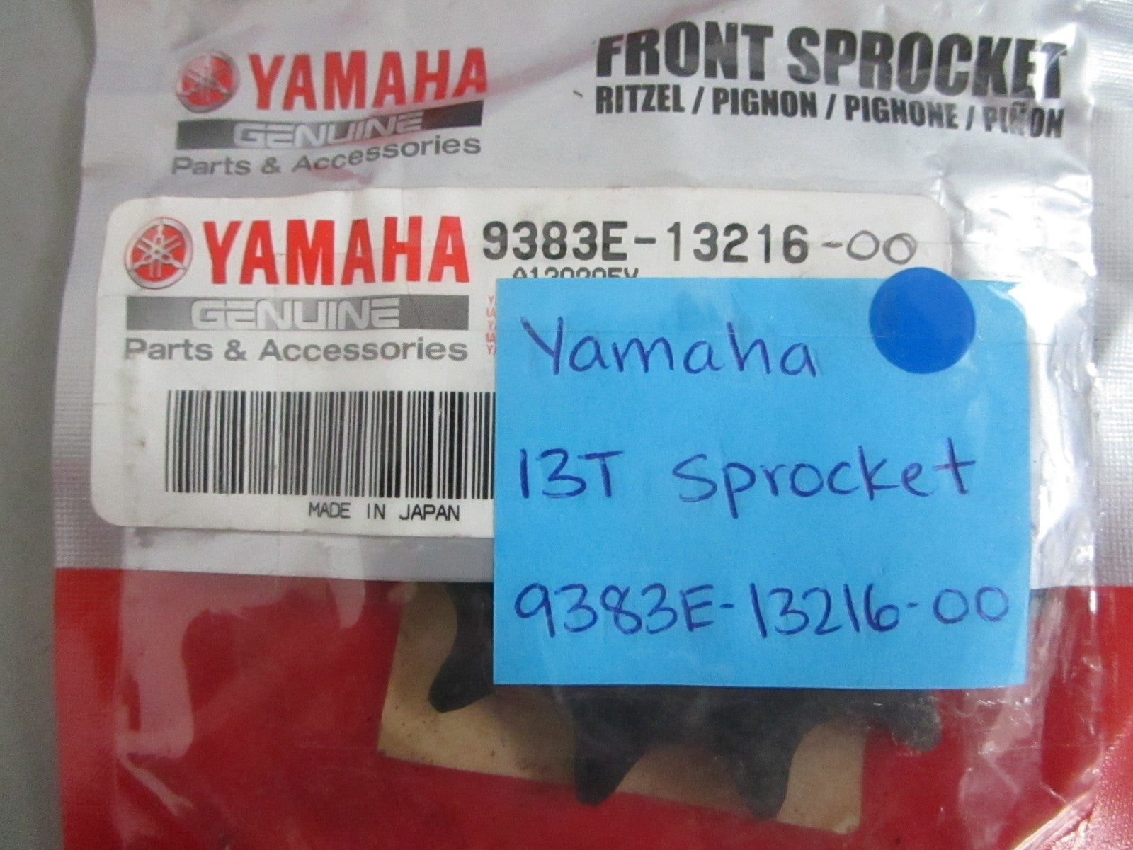 NEW OEM 9383E-13216-00 Yamaha 13T Front Sprocket 0820