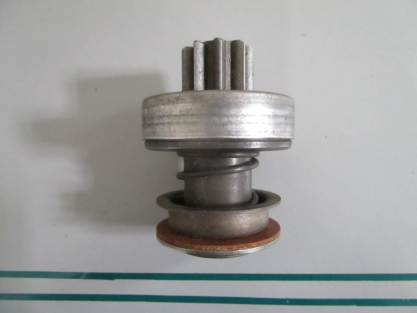 NEW OEM 0001516813 2006209471 Mercedes-Benz Bosch Starter Pinion 0820