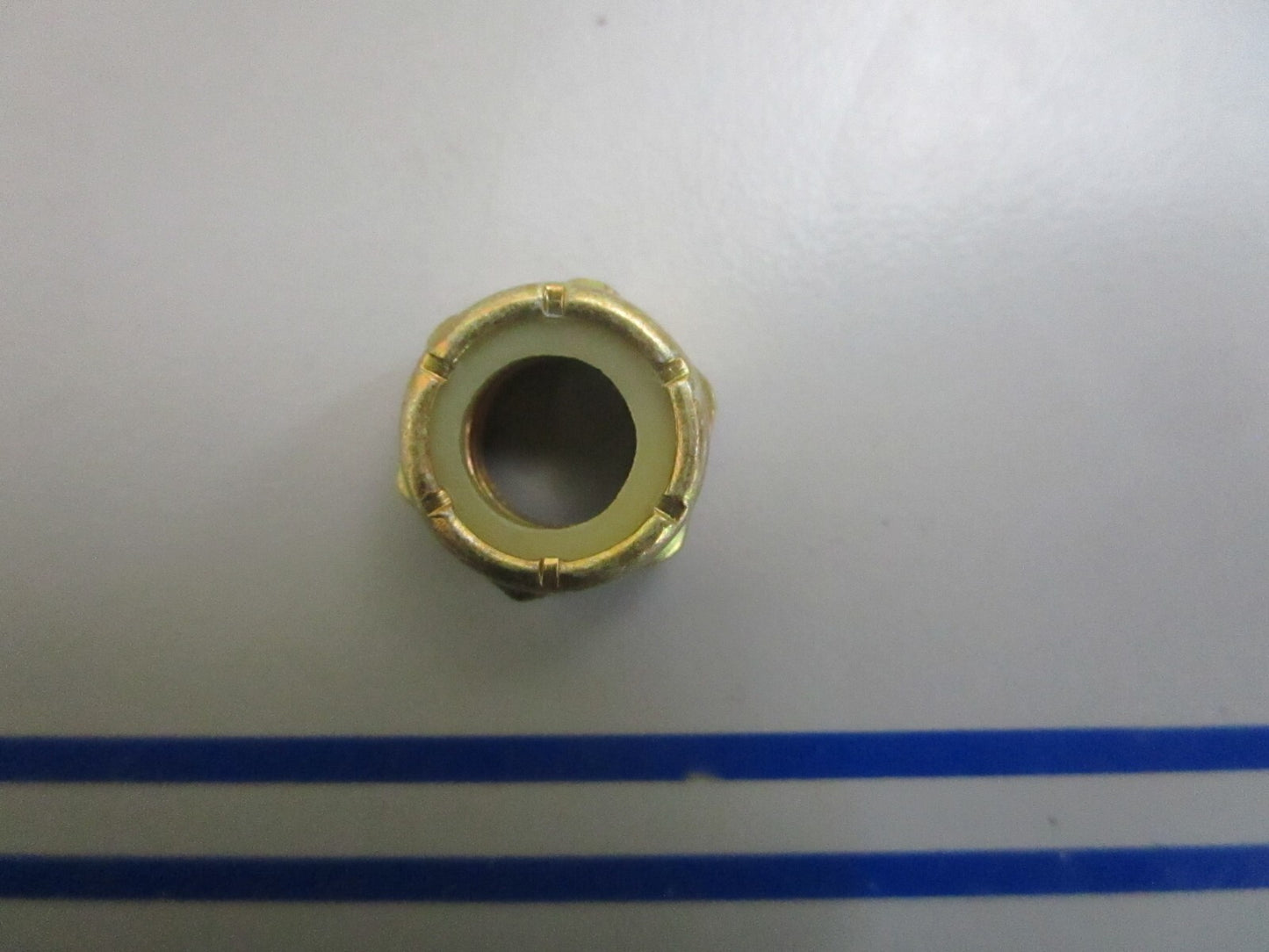 *NEW OEM* 0810 OMC Johnson Evinrude Locknut 315511 0315511