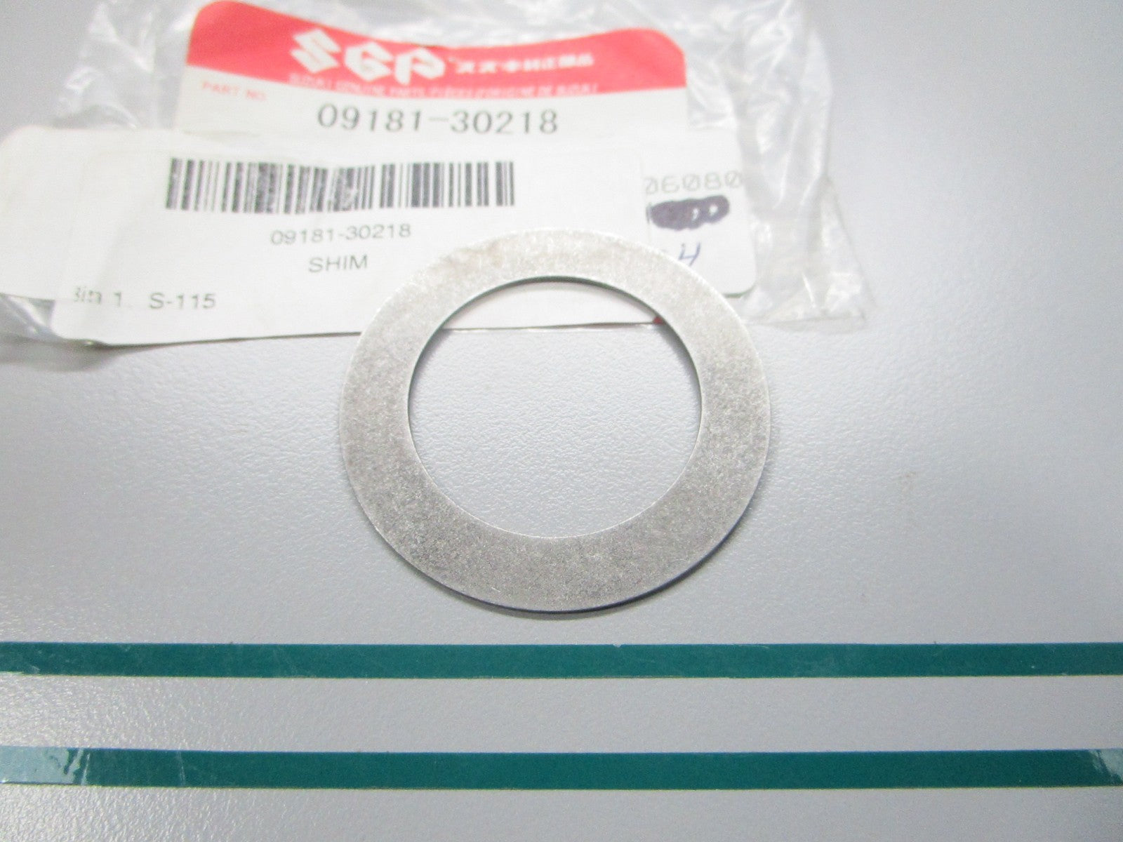 NEW OEM 09181-30218 Suzuki (T:0.8mm ) Shim 0810