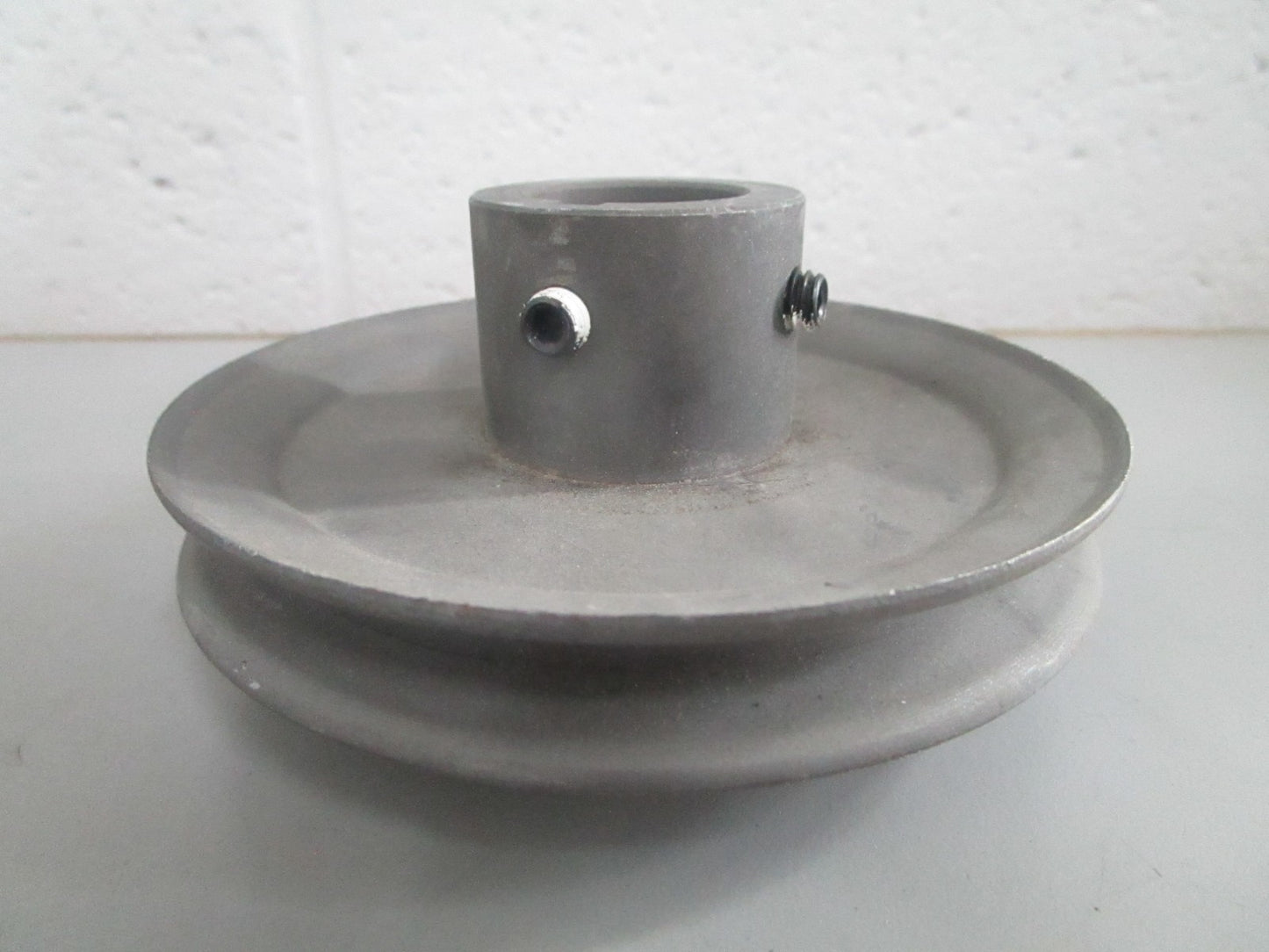 NEW OEM 484373 Scag Pulley 0820