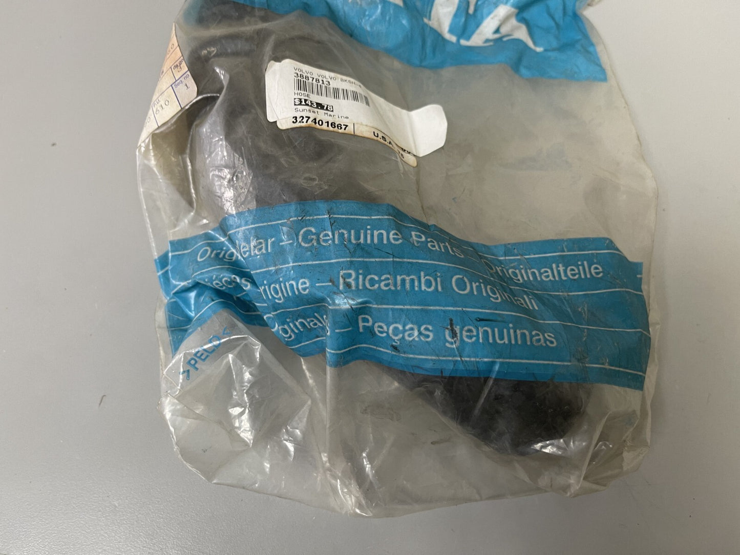 *NEW OEM* 0670 Volvo Penta Hose 3887813