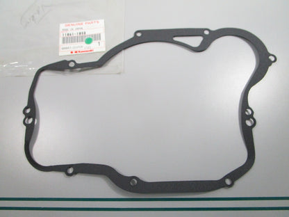 NEW OEM 11061-1058 Kawasaki Clutch Gasket 0810