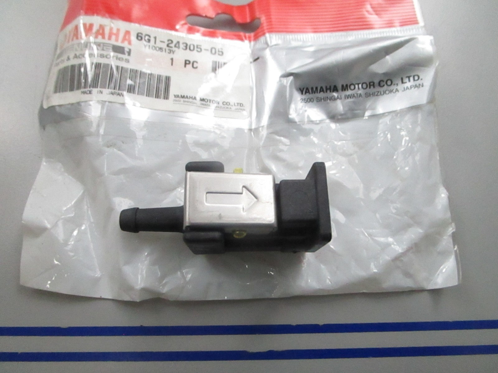 *NEW OEM* 0810 Yamaha Fuel Line Connector 6G1-24305-05-00
