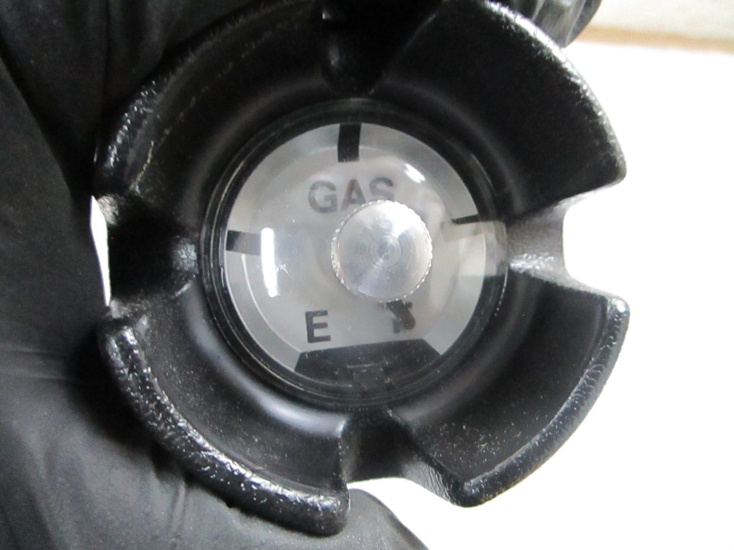 *NEW OEM* 0810 Mercury Quicksilver 3.2 Gal Gauge Assembly 823535