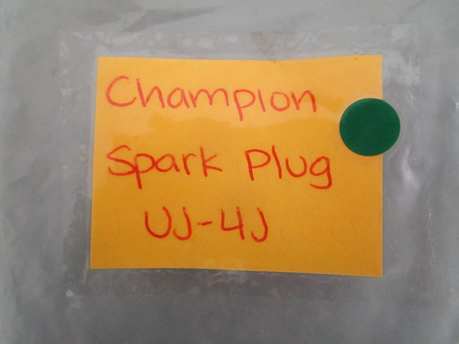 NEW OEM (LOT OF 4) UJ-4J Champion Spark Plug 0820