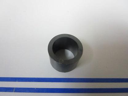 *NEW OEM* 0770 OMC Johnson Evinrude Spacer 908022 0908022