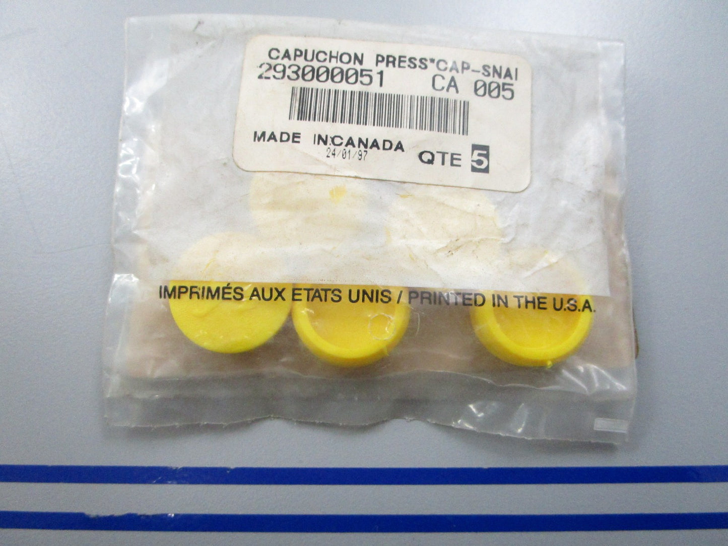 *NEW* (LOT OF 5) 0810 Sea-Doo BRP Yellow Oil Cap Snap 293000051