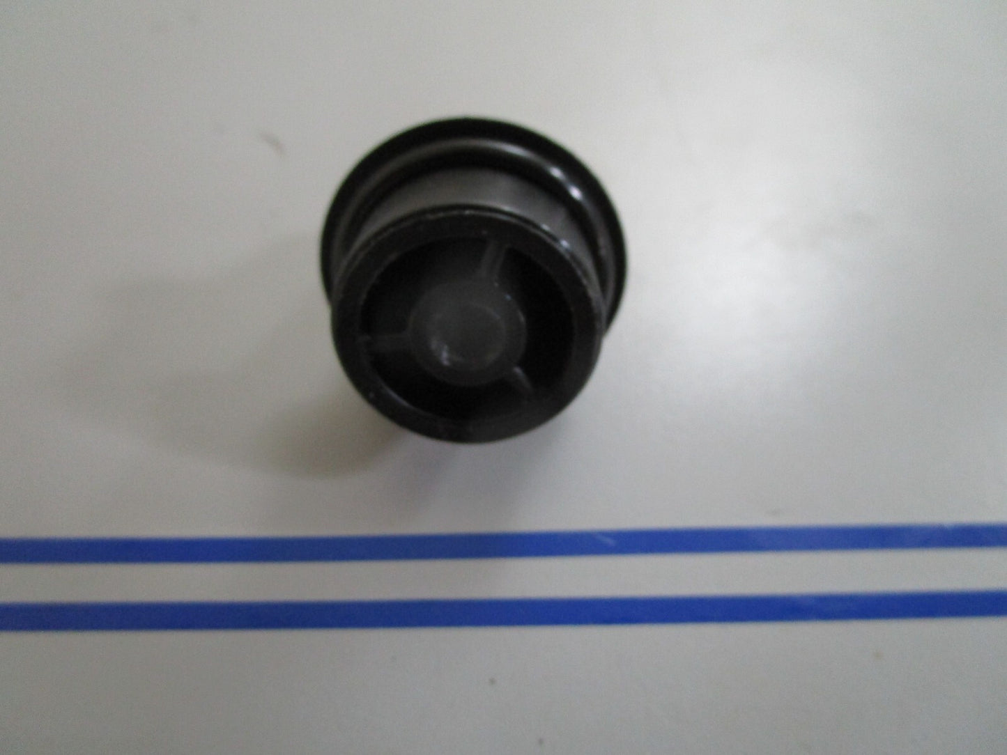 *NEW OEM* 0770 Mercury Quicksilver Handle Cap 62251
