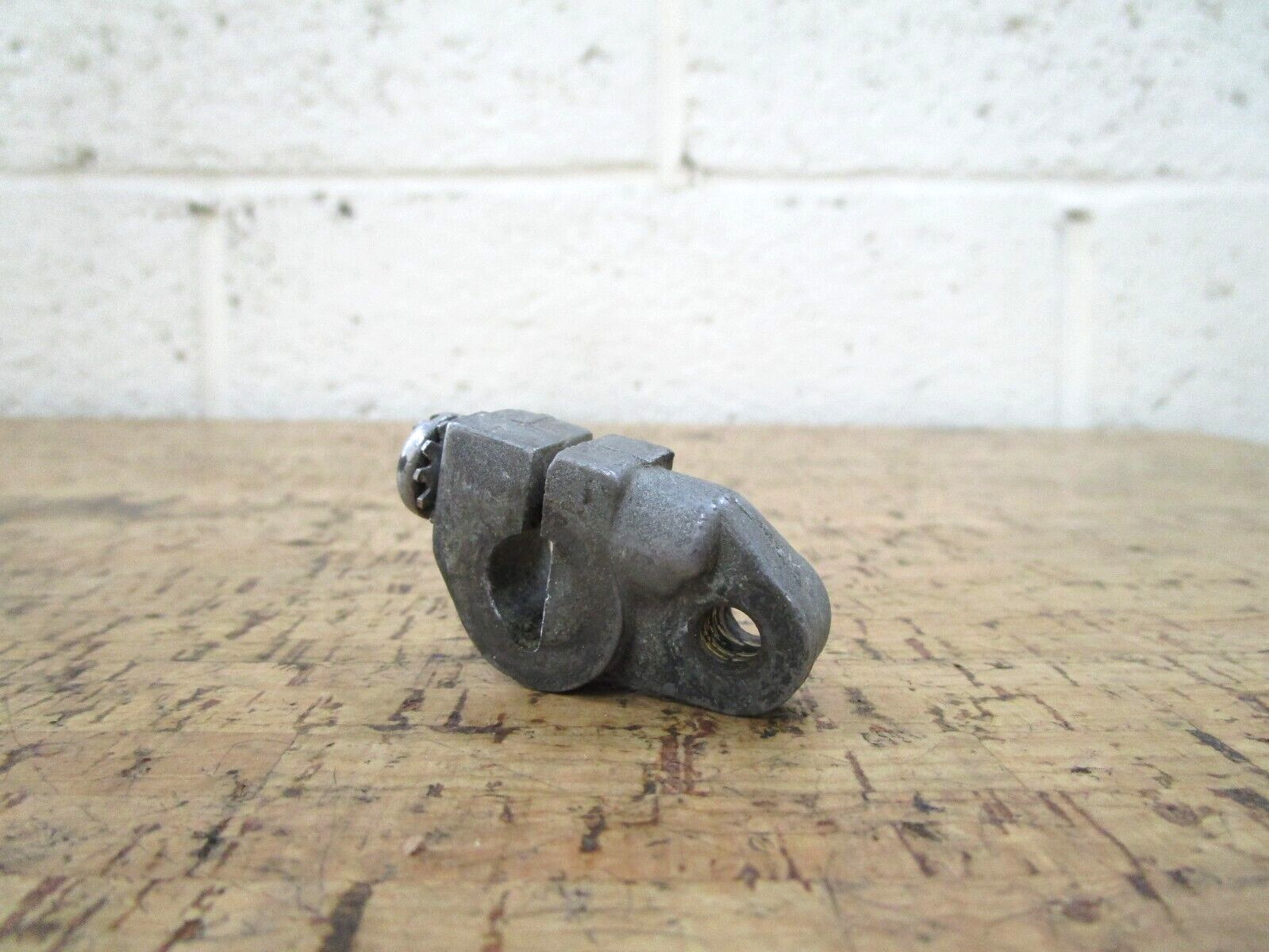 *NEW OEM* 0750 OMC Johnson Evinrude LEVER 377548 0377548