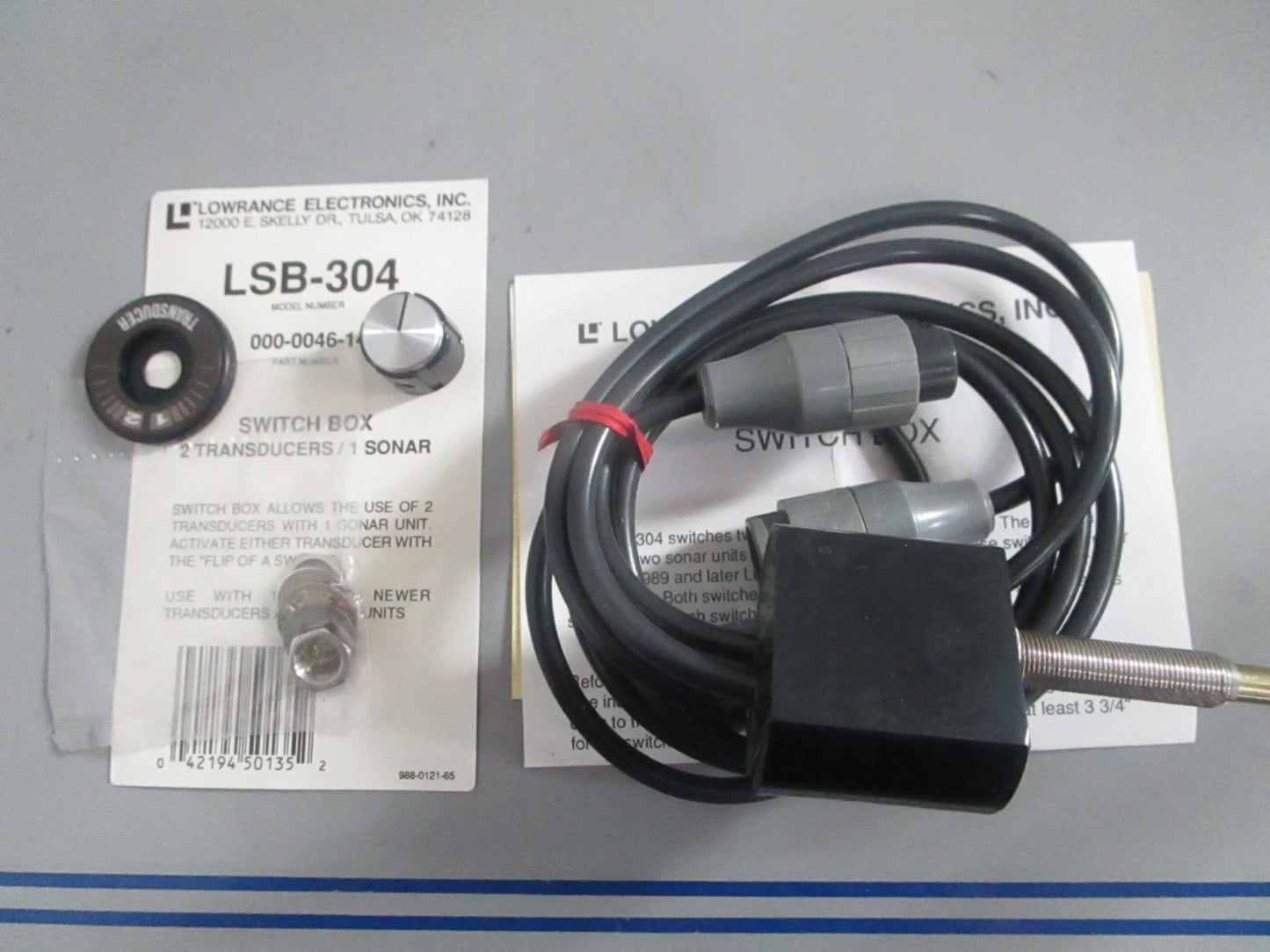 NEW OEM LSB-304 000-0046-14 Lowrance Transducer & Sonar Kit 0820