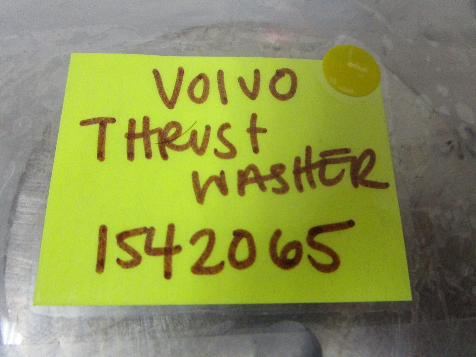 *NEW OEM* 0810 Volvo Penta Thrust Washer 1542065