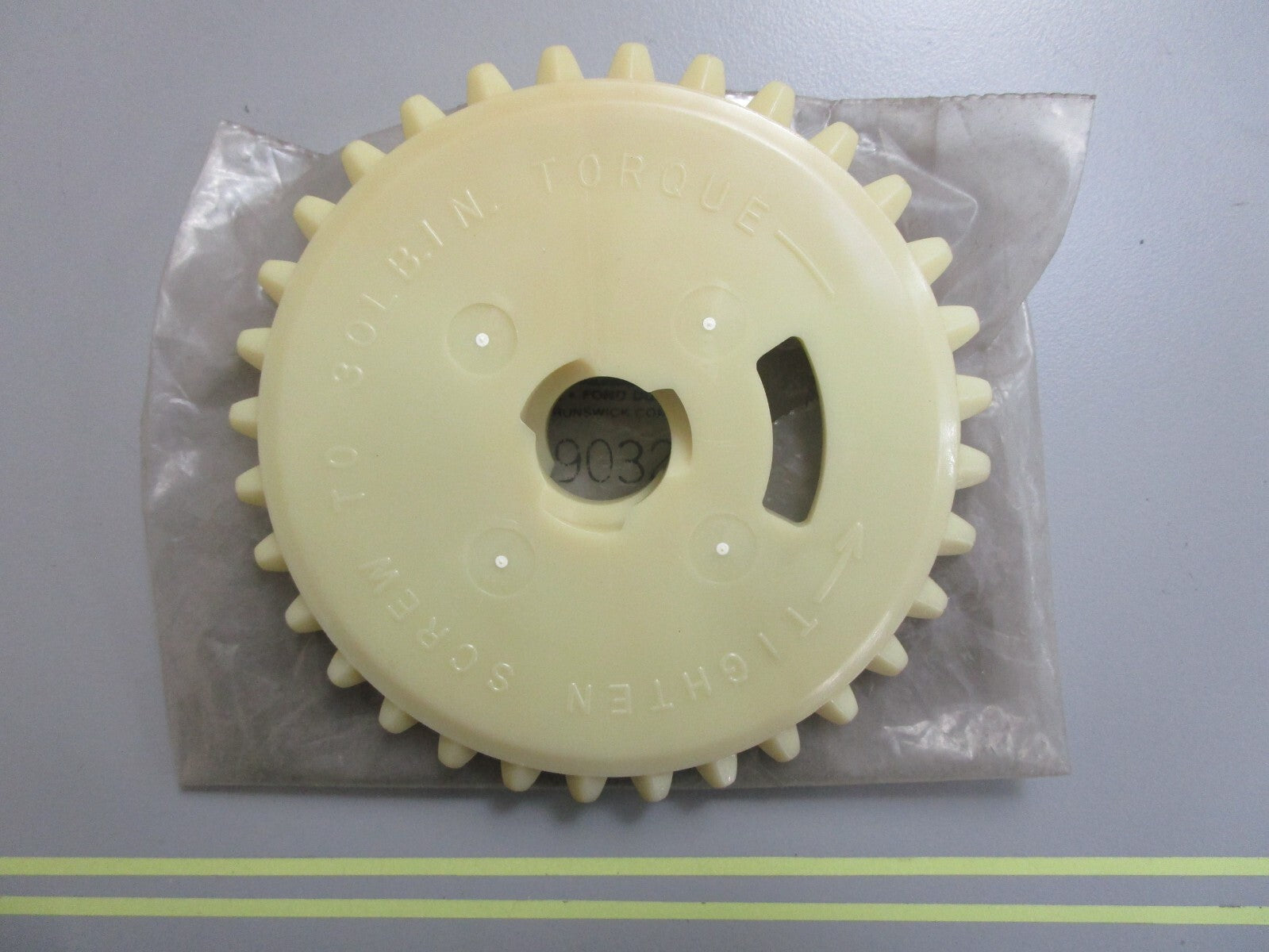 *NEW OEM* 0810 Mercury Quicksilver Starter Pinion Gear 43-90324