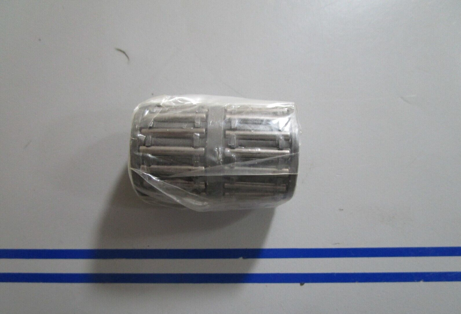 *NEW OEM* 0810 Suzuki Roller Bearing 09263-20016