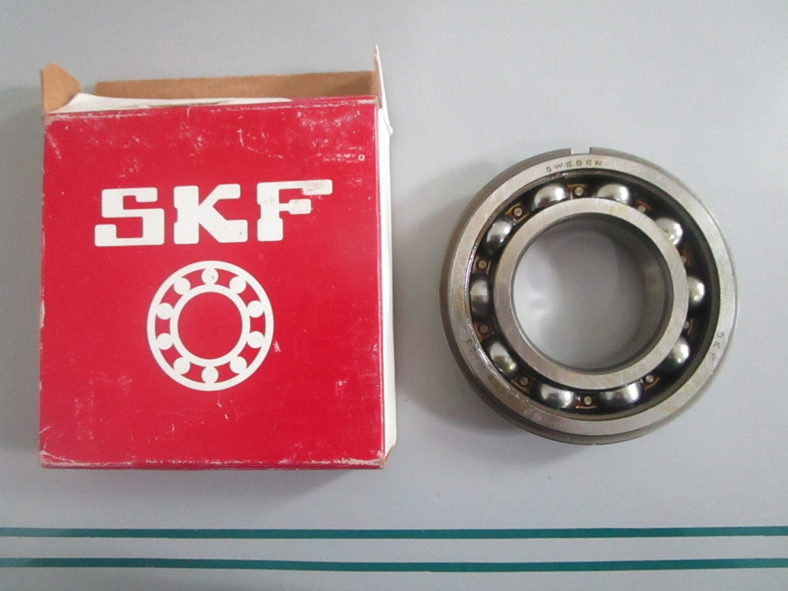 NEW OEM 6209 NRJ/EM SKF Ball Bearing 0820