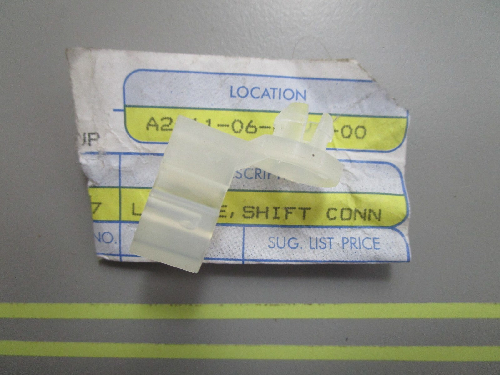 *NEW OEM* 0810 OMC Johnson Evinrude Shift Connection Linkage 5032997