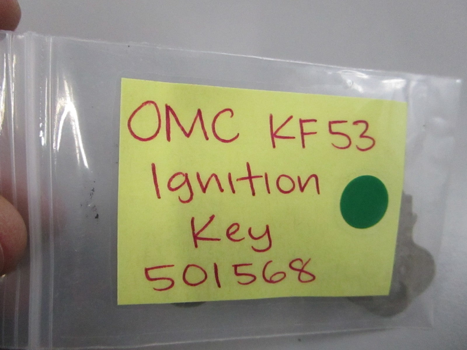 NEW OEM (LOT OF 2) 501568 0501568 OMC Johnson Evinrude KF53 Ignition Key 0810