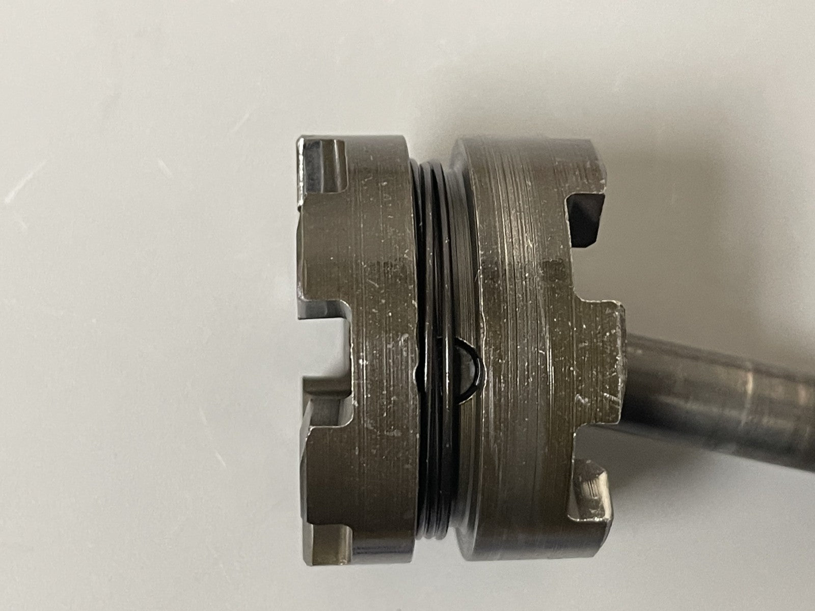NEW OEM 337774 Johnson Evinrude Clutch Dog 0670