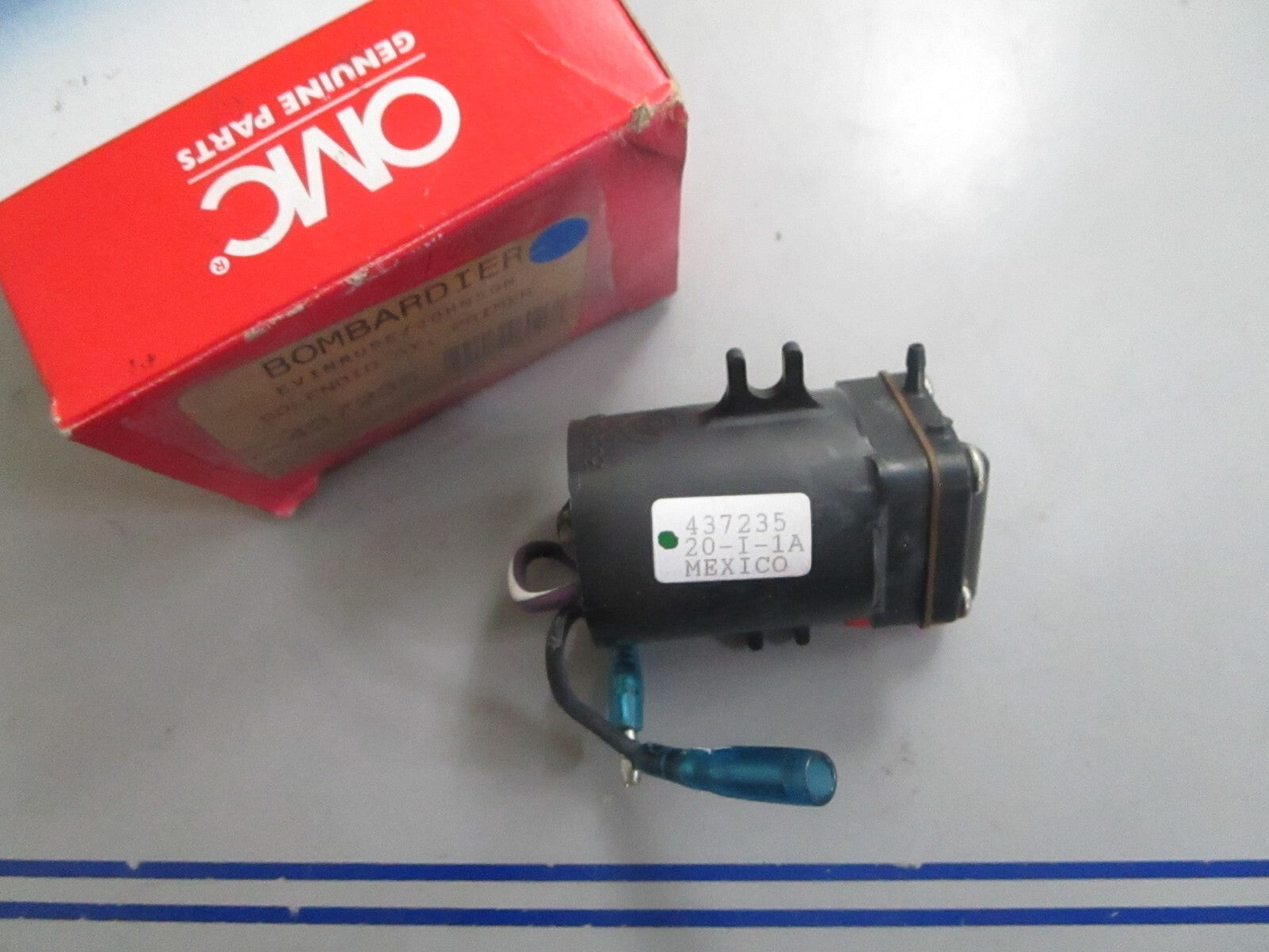*NEW OEM* 0820 OMC Johnson Evinrude Primer Solenoid Ay 437235 0437235 338180