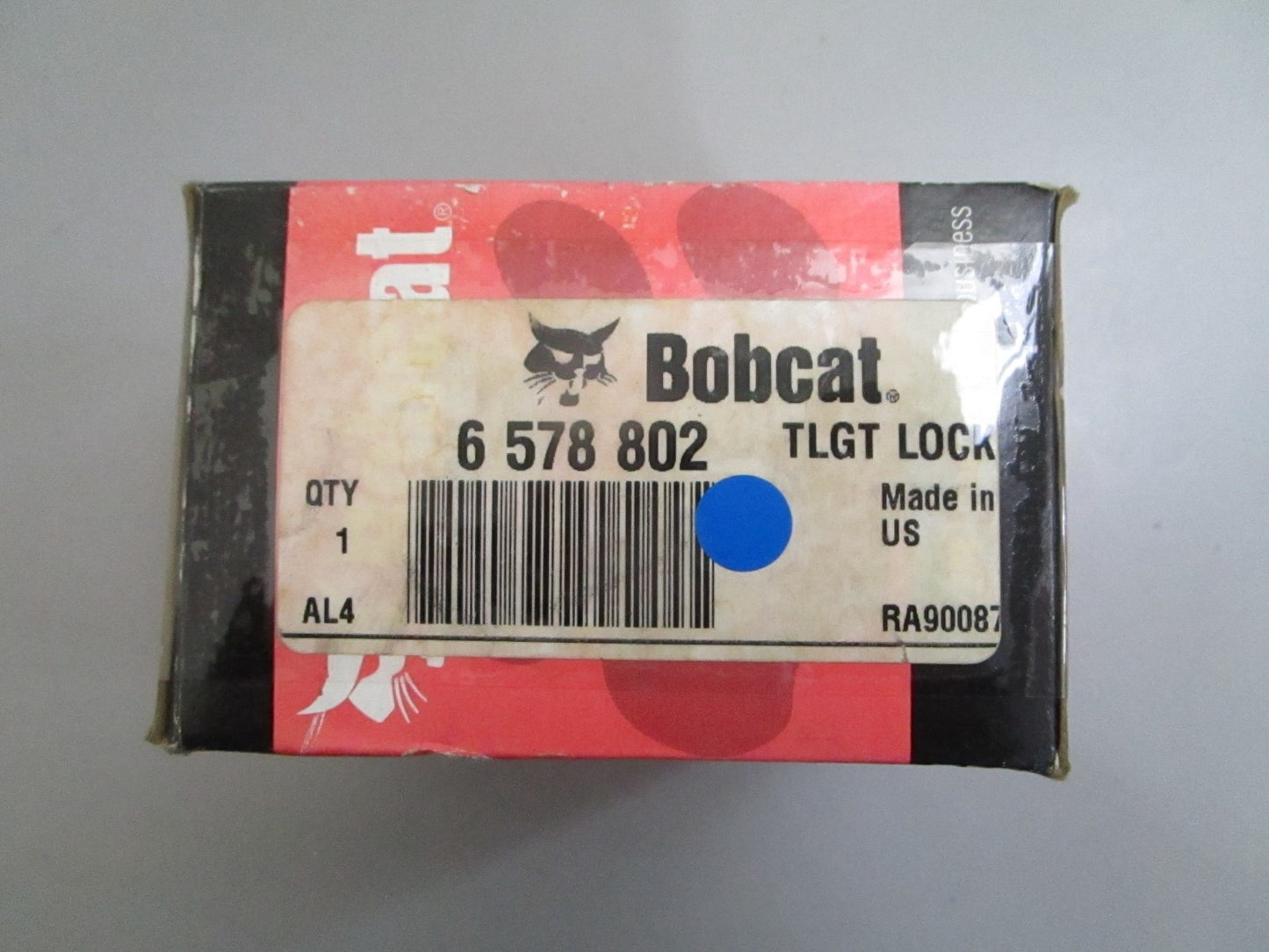 *NEW OEM* 0820 Bobcat Lock Key 6578802