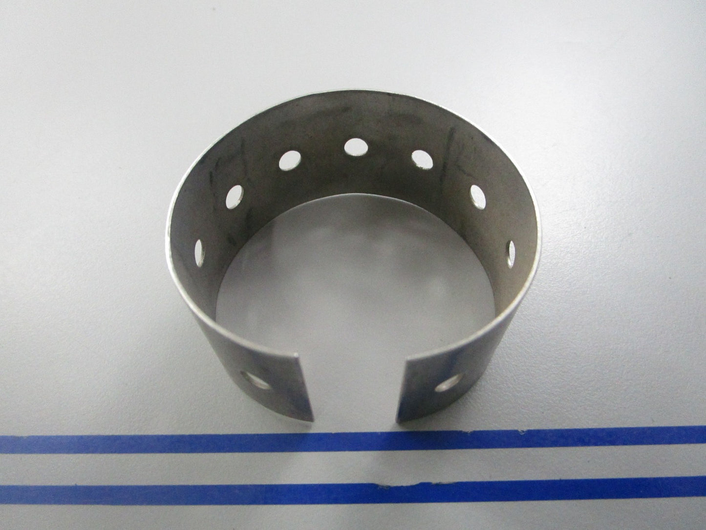 *NEW OEM* 0810 OMC Johnson Evinrude Pivot Liner 308602 0308602