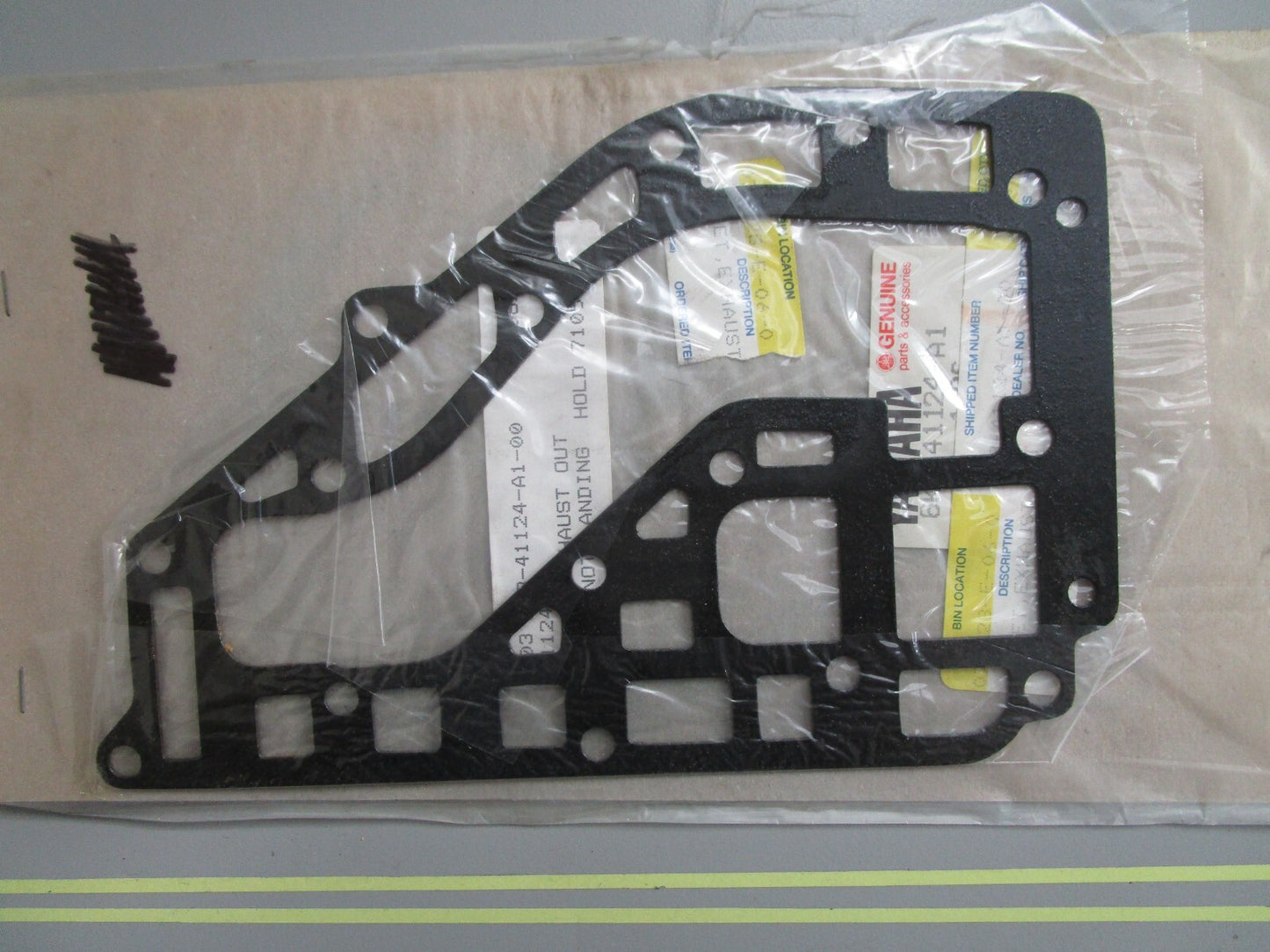 *NEW OEM* 0810 Yamaha Exhaust Cover Gasket 6K8-41124-A1-00