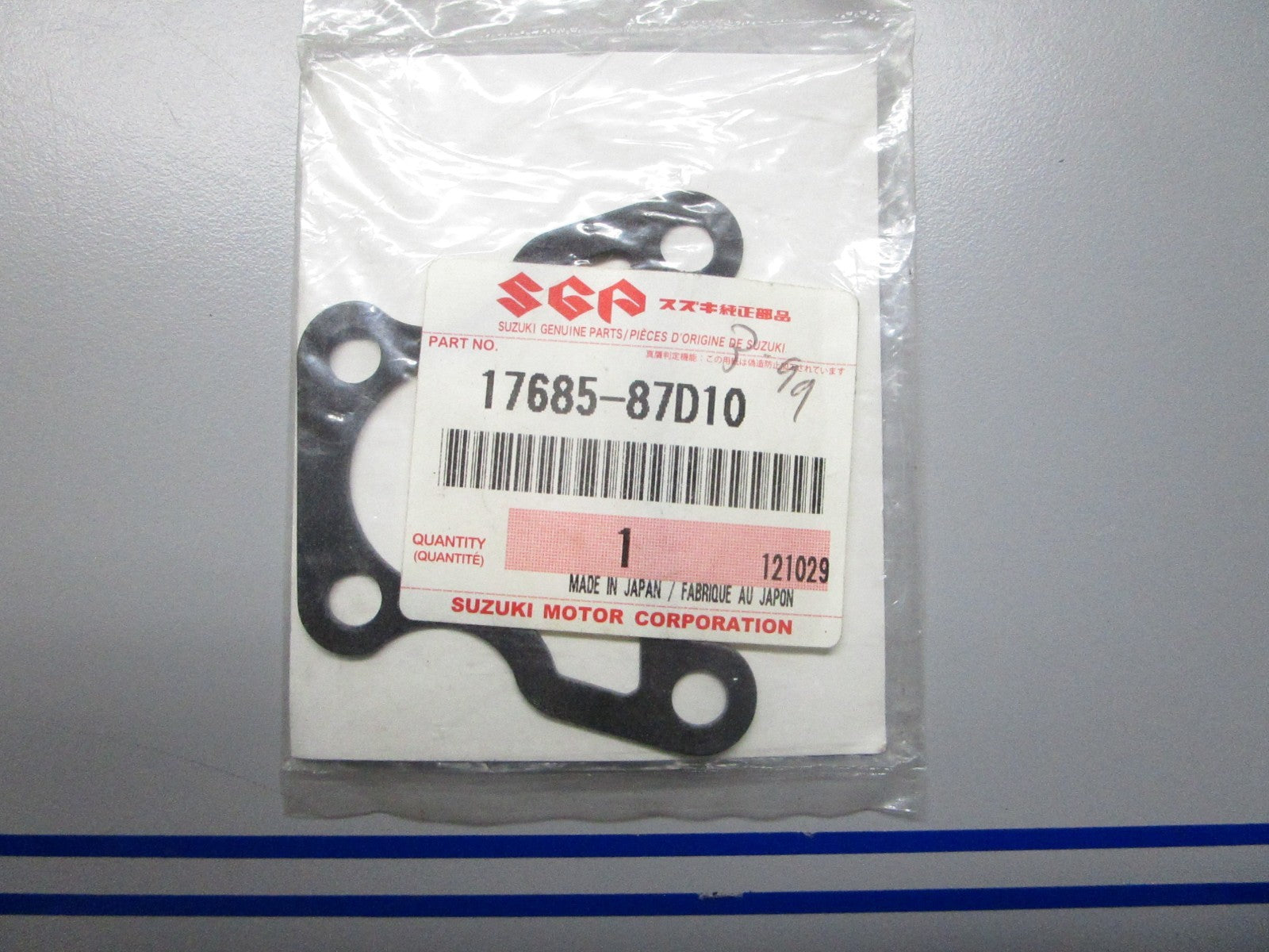 *NEW OEM* 0810 Suzuki Gasket 17685-87D10