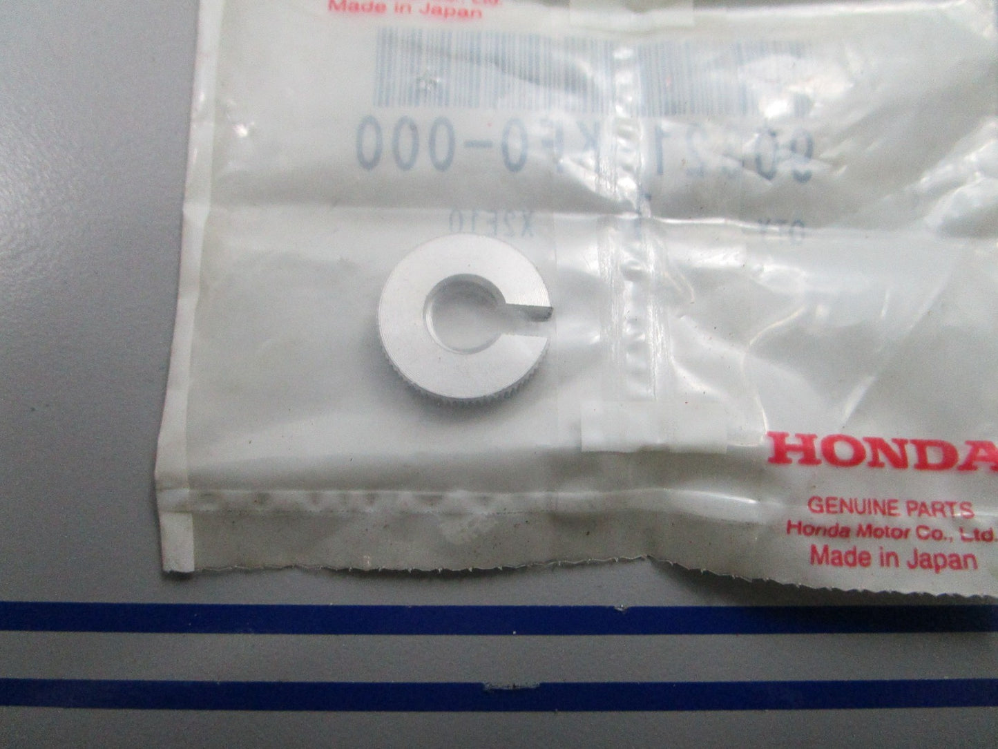 *NEW OEM* 0810 Honda Fixing Nut 90321-KF0-000