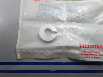 *NEW OEM* 0810 Honda Fixing Nut 90321-KF0-000