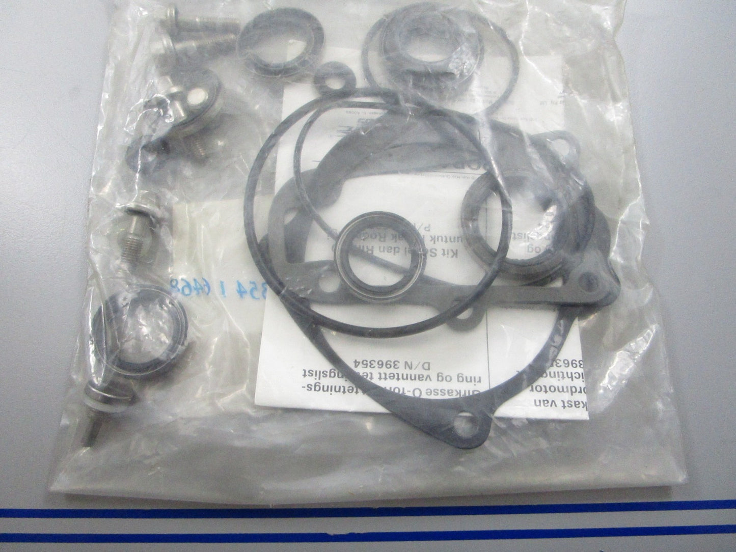 *NEW OEM* 0810 OMC Johnson Evinrude Seal Kit 396354 0396354