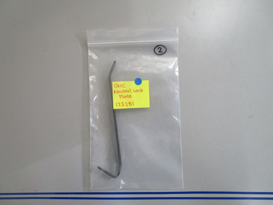 *NEW OEM* 0770 OMC Johnson Evinrude Neutral Lock Plate 123281 0123281