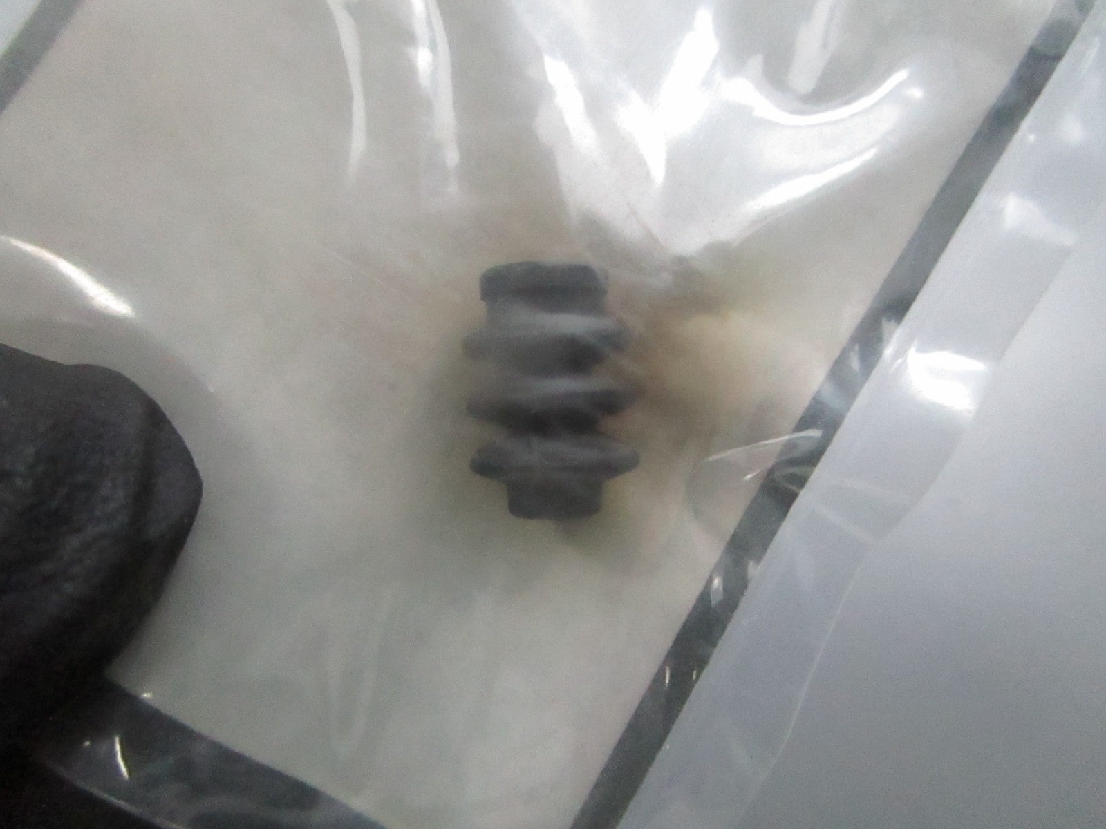 *NEW OEM* 0810 OMC Johnson Evinrude Cap 5033091