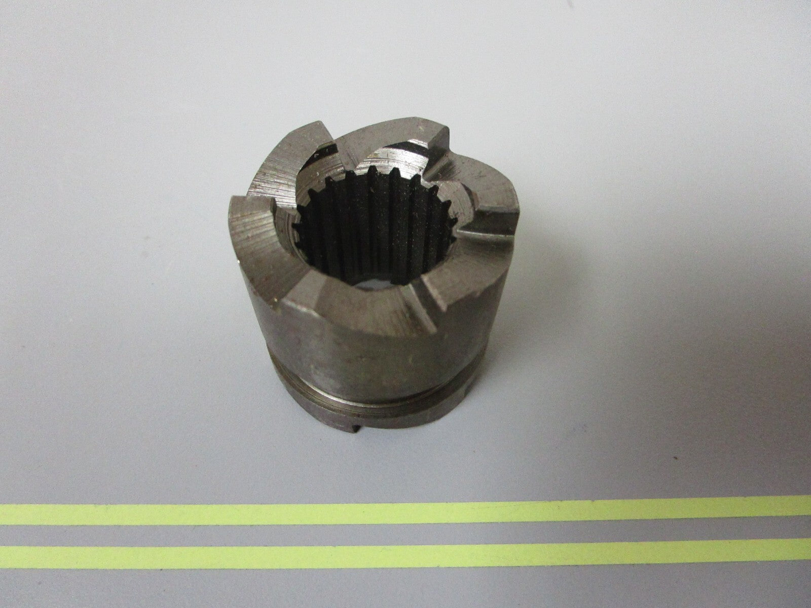 *NEW OEM* 0810 Mercury Quicksilver Clutch Dog 52-92911T