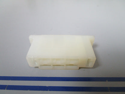 *NEW OEM* 0810 Volvo Penta Housing 941104