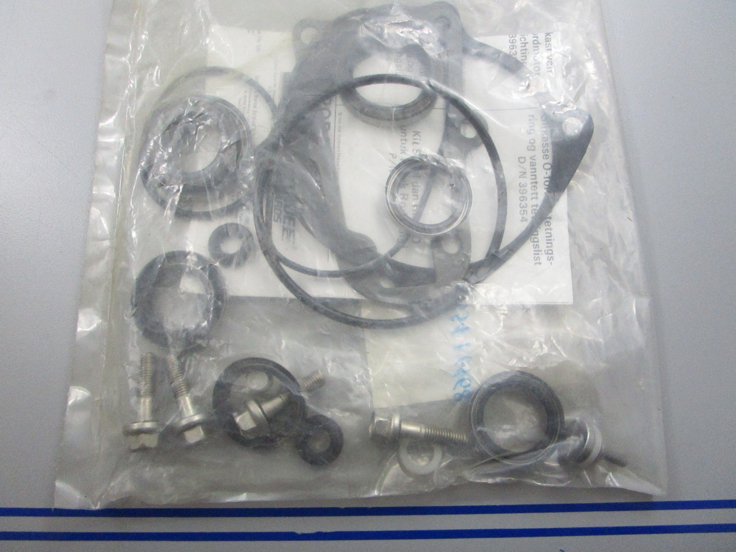 *NEW OEM* 0810 OMC Johnson Evinrude Seal Kit 396354 0396354