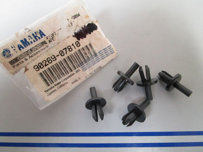 NEW OEM (LOT OF 5) 90269-07810-00 Yamaha Rivet 0810