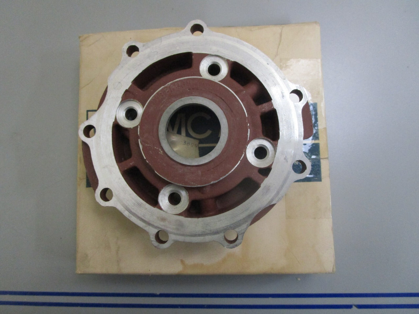 *NEW OEM* 0820 OMC Johnson Evinrude Lower Crankcase Head & Bushing 380968 038096