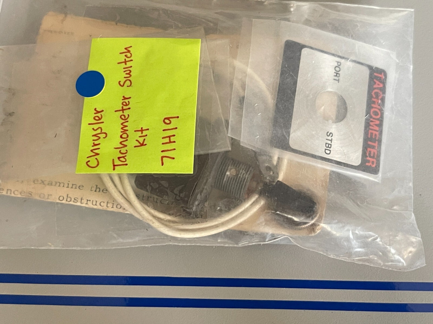 *NEW OEM* 0810 Chrysler Tachometer Switch Kit 71H19