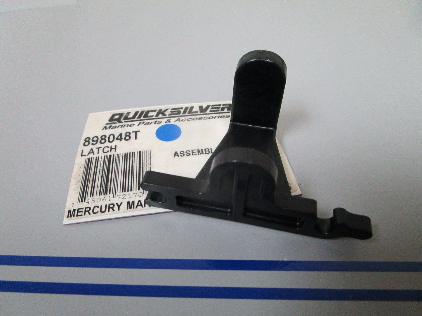 NEW OEM 898048T Mercury Quicksilver Latch 0720