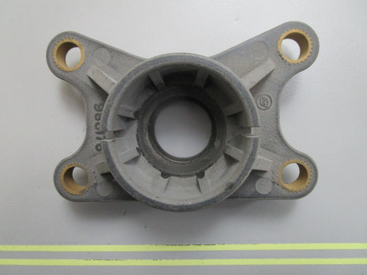 *NEW OEM* 0820 OMC Johnson Evinrude Guide & Seal 986176 0986176