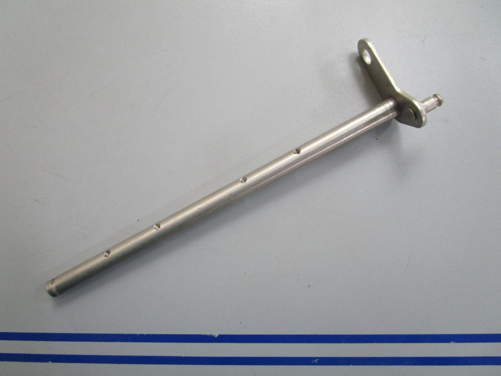 *NEW OEM* 0820 OMC Johnson Evinrude Chole Shaft 387838 0387838